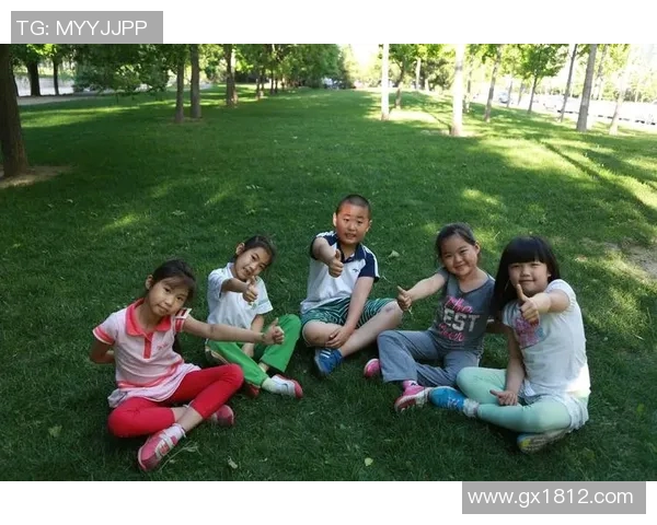 与足球明星面对面交流的精彩英语对话分享