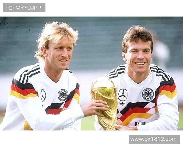 青春岁月中的足球明星们有哪些值得铭记的传奇与故事