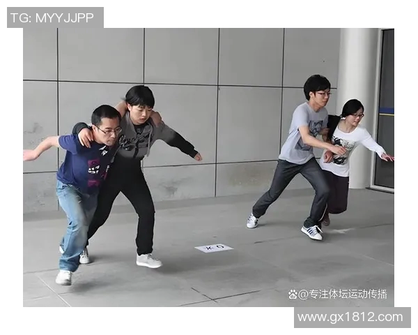 篮球明星踢腿技巧揭秘如何在比赛中提升你的运动表现与灵活性